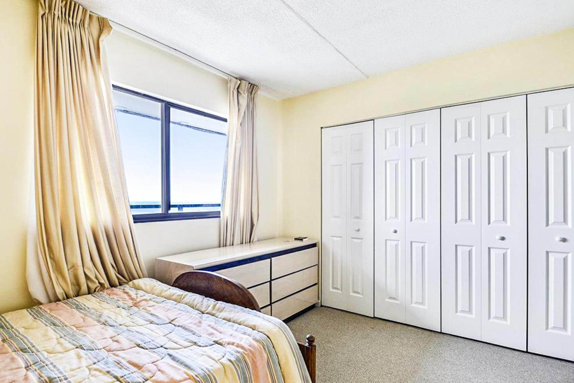 Golden Sands 1906 Ocean City Room photo